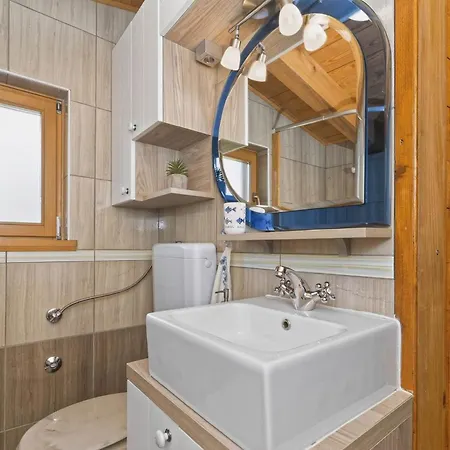 Casa Mira By Rent Istria Tatil Evi