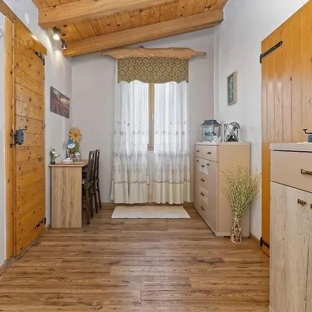 Tatil Evi Casa Mira By Rent Istria