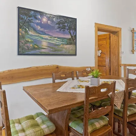 Casa Mira By Rent Istria Tatil Evi *